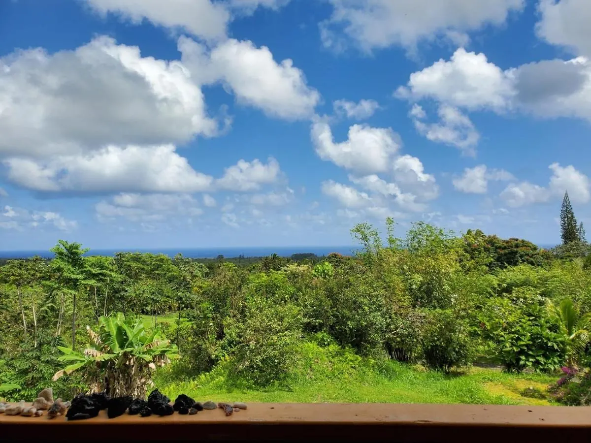 Off-Grid Getaway With Ocean Views In Paradise Pahoa